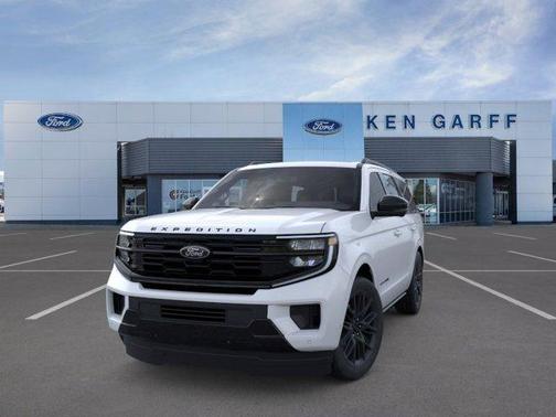 Oxford White 2026 Ford Expedition Platinum