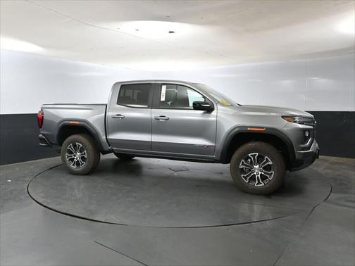 2025 GMC Canyon Base