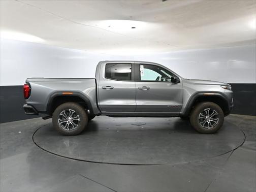 2025 GMC Canyon Base