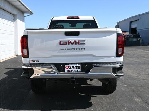 2025 GMC Sierra 3500 Base