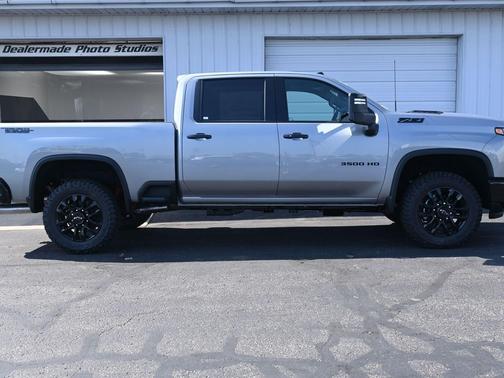 2026 Chevrolet Silverado 3500 LTZ