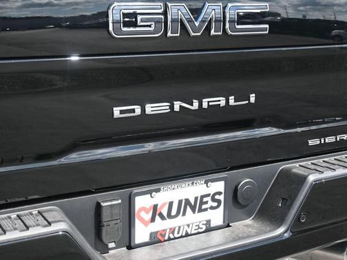 2026 GMC Sierra 3500 Denali