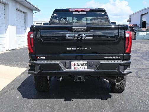 2026 GMC Sierra 3500 Denali