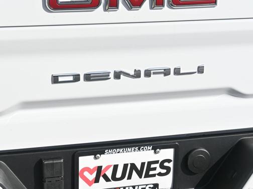 2025 GMC Sierra 2500 Denali