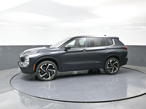 2024 Mitsubishi Outlander 