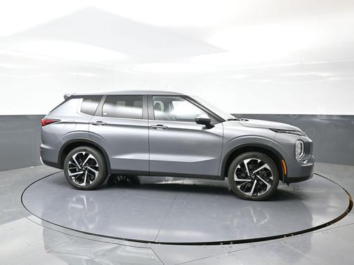 2024 Mitsubishi Outlander 