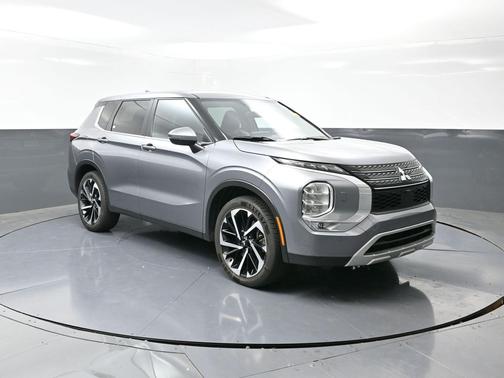 2024 Mitsubishi Outlander 