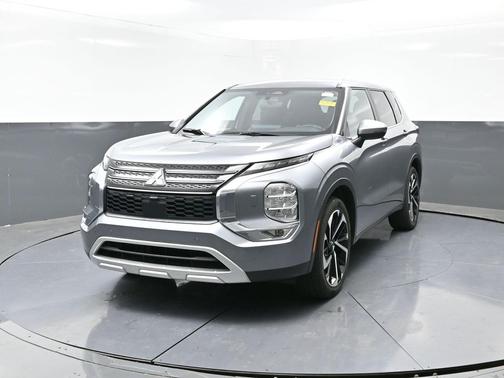 2024 Mitsubishi Outlander 