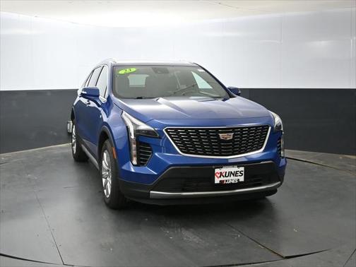 2023 Cadillac XT4 Premium Luxury