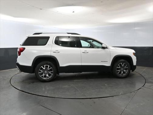 2023 GMC Acadia FWD SLT