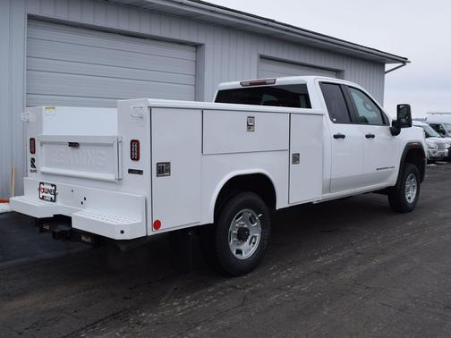 2024 GMC Sierra 2500 Base