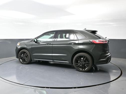 2024 Ford Edge ST