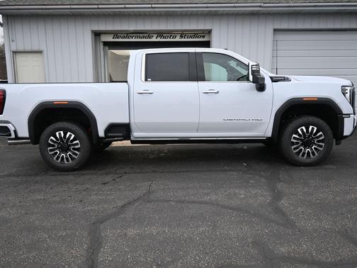 2026 GMC Sierra 3500 Denali