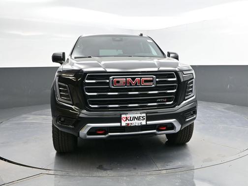 2026 GMC Yukon 4WD AT4