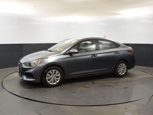 2020 Hyundai Accent SE