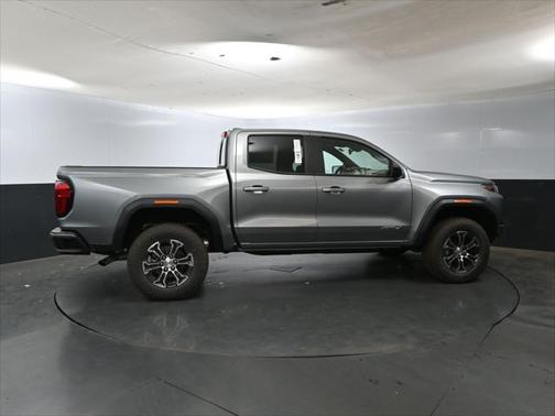 2025 GMC Canyon Base