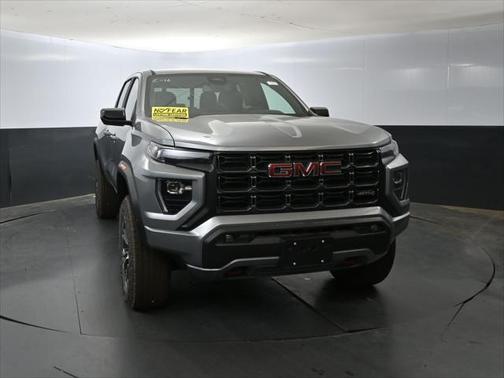 2025 GMC Canyon Base