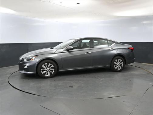 2022 Nissan Altima S FWD