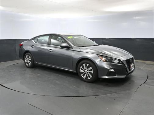 2022 Nissan Altima S FWD