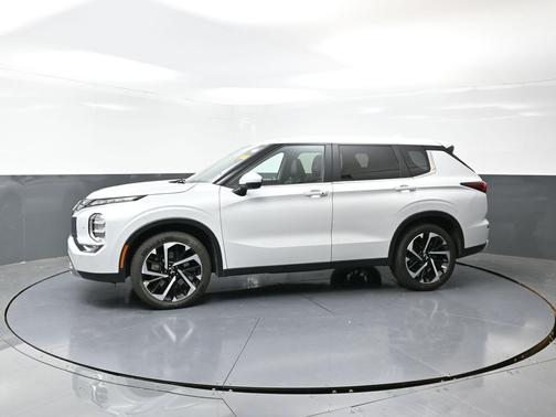 2024 Mitsubishi Outlander 
