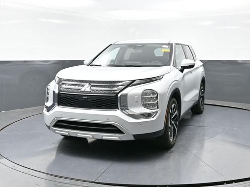 2024 Mitsubishi Outlander 