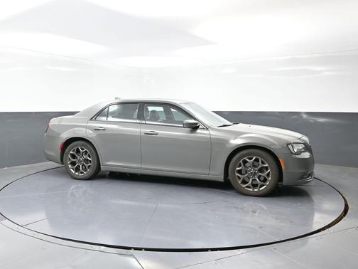 2017 Chrysler 300 S
