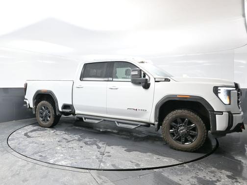 2024 GMC Sierra 2500 AT4