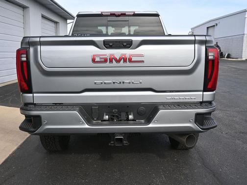 2026 GMC Sierra 2500 Denali