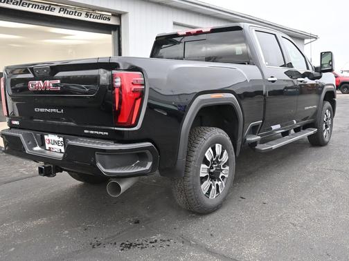 2026 GMC Sierra 3500 Denali