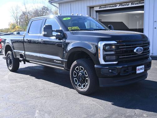 2025 Ford F-350 Platinum