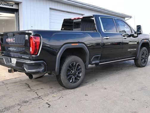 2021 GMC Sierra 2500 Denali