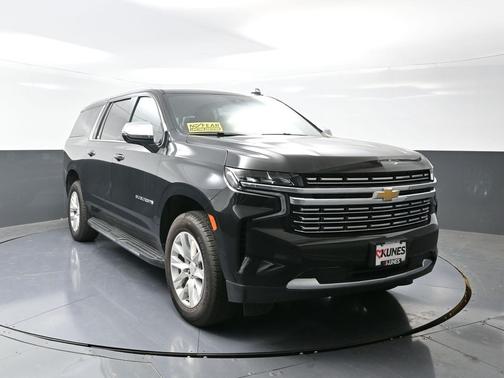2024 Chevrolet Suburban Premier