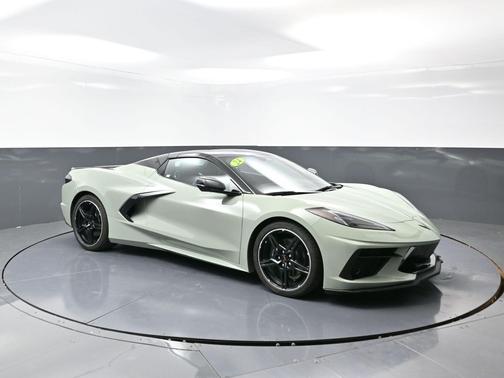 2024 Chevrolet Corvette Stingray w/2LT