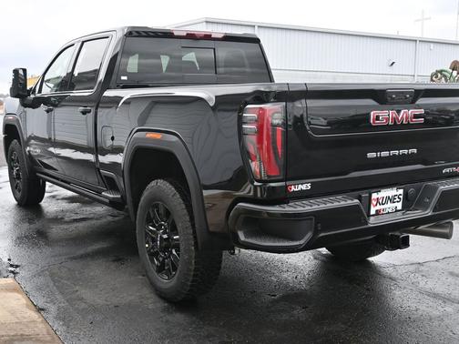 2025 GMC Sierra 3500 Base