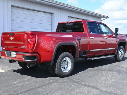 2026 Chevrolet Silverado 3500 High Country