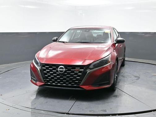 2024 Nissan Altima SR Intelligent AWD