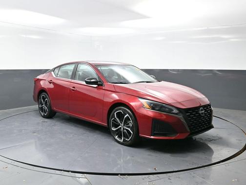 2024 Nissan Altima SR Intelligent AWD