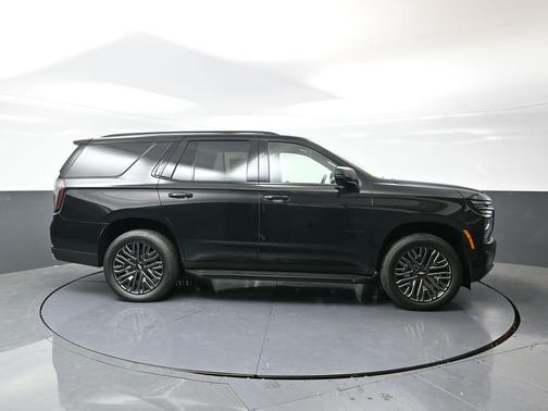 2026 Chevrolet Tahoe 4WD RST