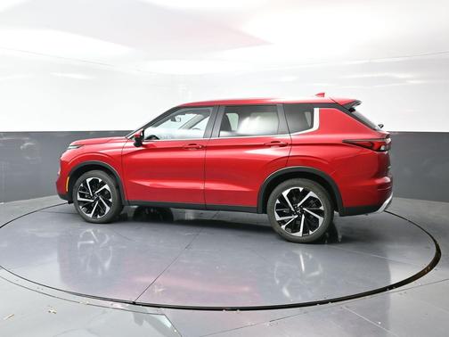 2024 Mitsubishi Outlander 
