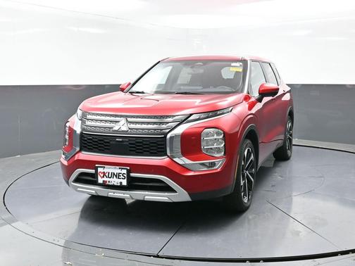 2024 Mitsubishi Outlander 