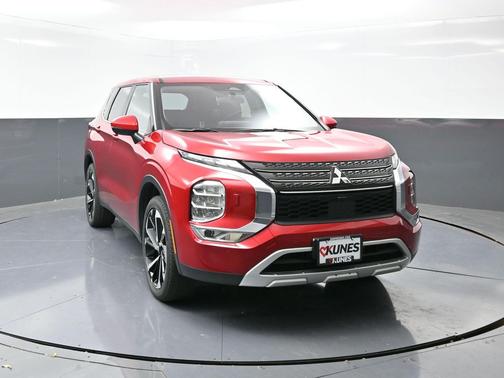 2024 Mitsubishi Outlander 