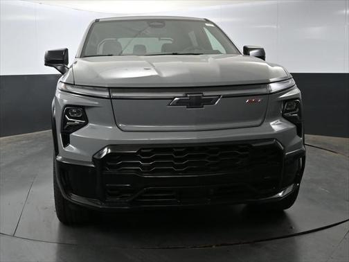 2025 Chevrolet Silverado EV RST