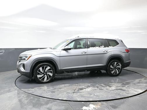 2025 Volkswagen Atlas 2.0T SE w/Technology 4MOTION