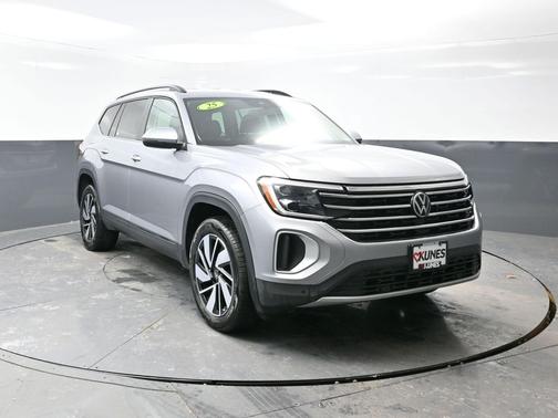2025 Volkswagen Atlas 2.0T SE w/Technology 4MOTION