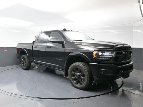 2022 RAM 2500 Limited Crew Cab 4x4 6'4' Box