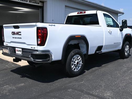 2025 GMC Sierra 2500 SLE