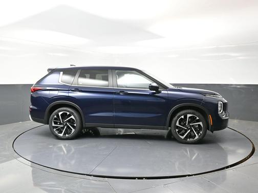 2024 Mitsubishi Outlander 