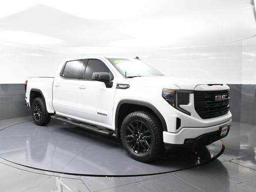 2022 GMC Sierra 1500 Elevation