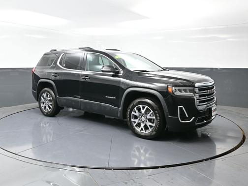 2023 GMC Acadia AWD SLT