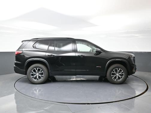 2026 GMC Acadia AWD AT4